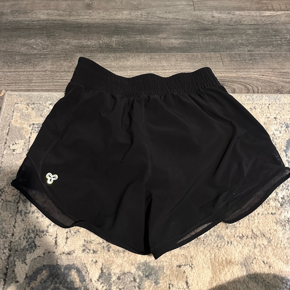 Aritzia Golden Shorts
